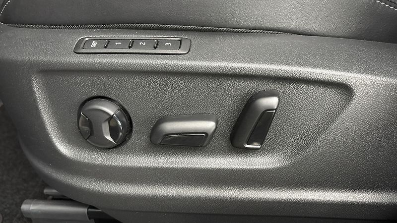 Škoda Kodiaq 2.0 TDI DSG 4x4 Sportline Excl - fotka 21 z 31