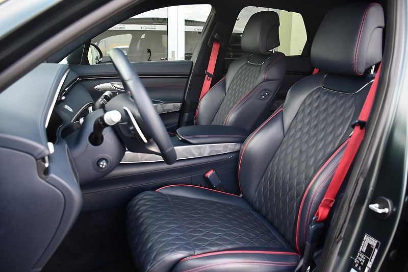 Genesis GV70 2.2 AWD SPORT LINE 1M - fotka 14 z 48