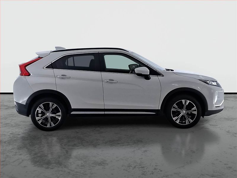 Mitsubishi Eclipse Cross (2018) Intense 1.5 T-MIVEC - fotka 6 z 17
