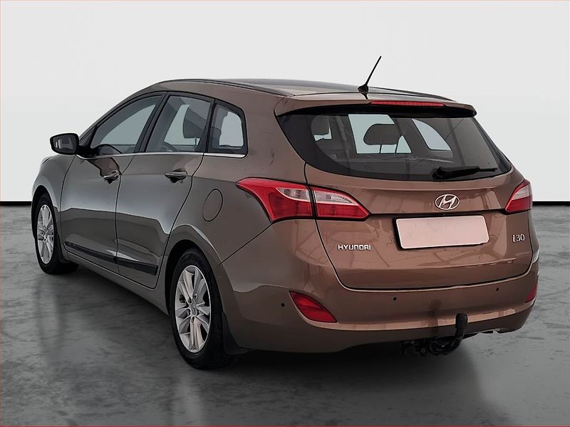 Hyundai i30 (2014) 1.6 GDI, Tempomat - fotka 4 z 17