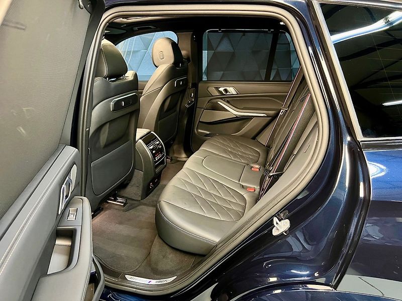 BMW X5 30d xDrive M-SPORT, VZDUCH, PA - fotka 12 z 37