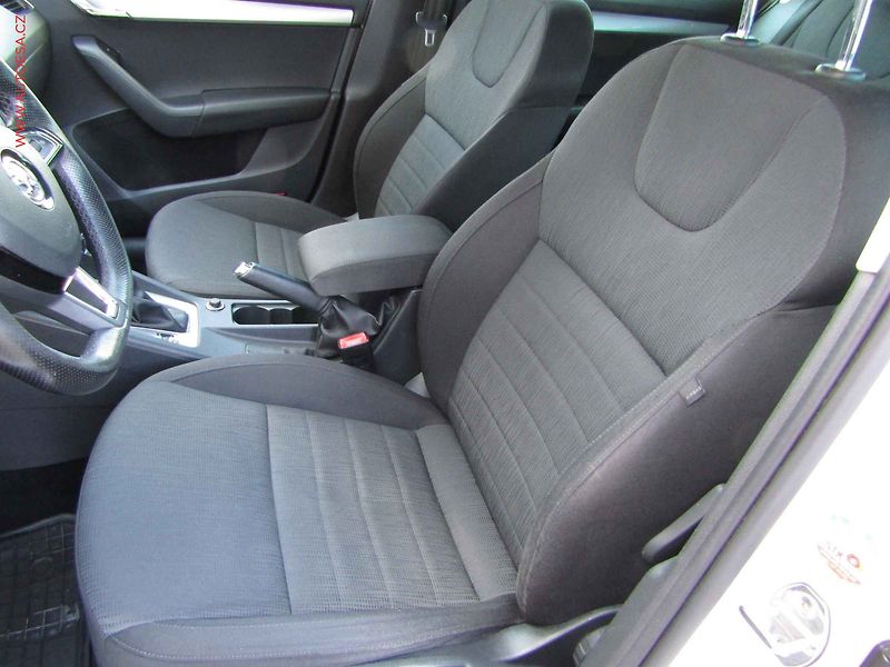 Škoda Octavia (2015) 2.0TDi, ČR, Elegance, DSG - fotka 9 z 19