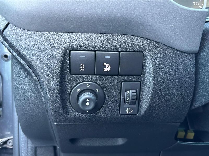 Citroën Berlingo 1,6 BlueHDI  ČR, 1.maj. - fotka 19 z 25