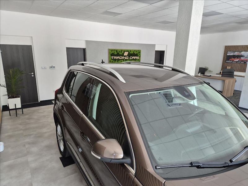 Volkswagen Tiguan TDI 4 MOTION R-Line - fotka 8 z 31