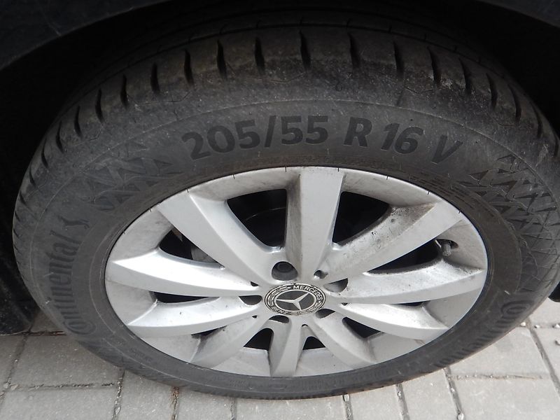 Mercedes-Benz Třídy A REZERVACE - fotka 15 z 28