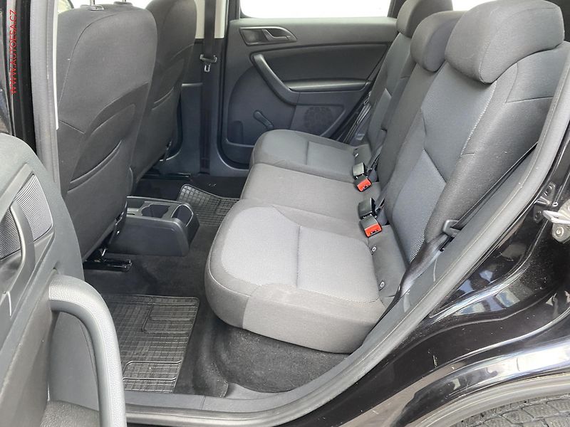Škoda Yeti (2017) 1.2 TSi, Active, +kola - fotka 10 z 16