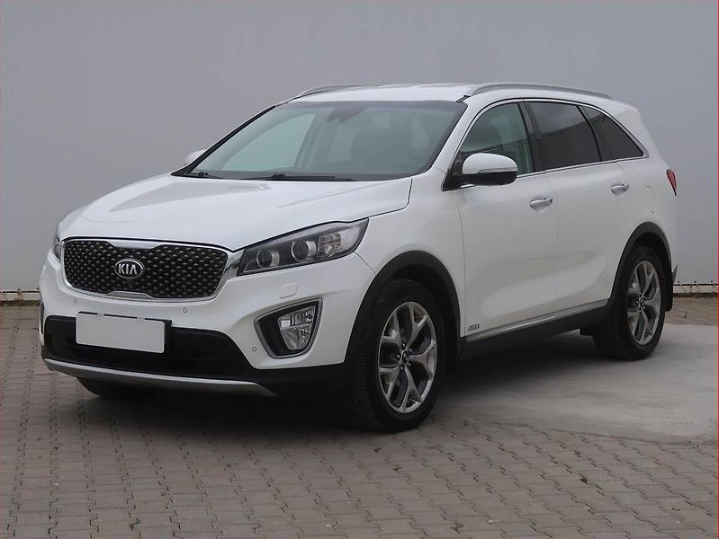 Kia Sorento (2017) 2.2 CRDi - fotka 2 z 19