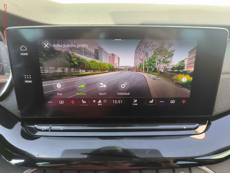 Škoda Octavia (2021) 2.0 TDi, ČR, Stylem, DSG, LED - fotka 17 z 30
