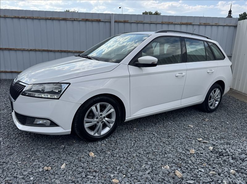 Škoda Fabia 1,0 TSI DPH tažné 1maj původČR - fotka 3 z 50