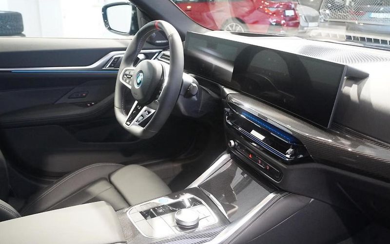 BMW i4 M60 xDrive Gran Coupé 440kW - fotka 5 z 11
