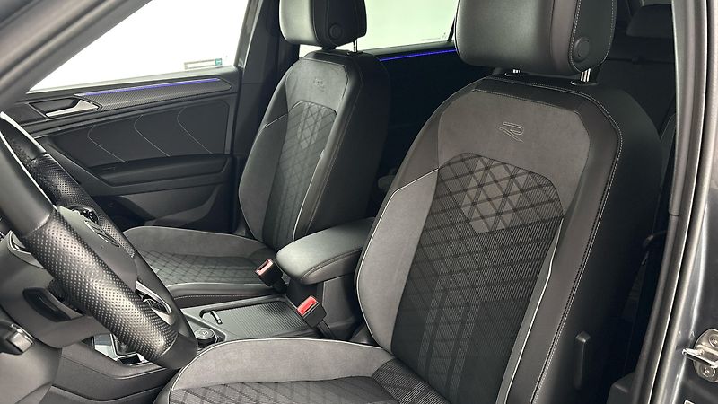 Volkswagen Tiguan Allspace 2.0 TDI DSG 4MOTION R-Line - fotka 15 z 30