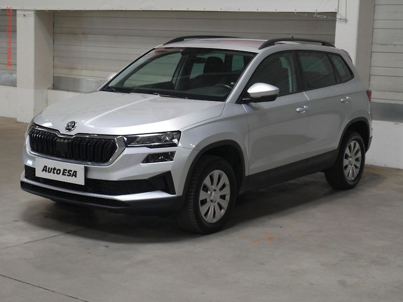 Škoda Karoq (2022) 1.5 TSi, 2.maj,ČR, Style, AT - fotka 3 z 21
