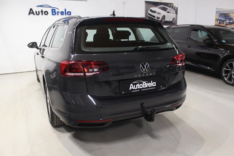 Volkswagen Passat (2021) 2.0TDI DSG Model 2022 - fotka 7 z 35