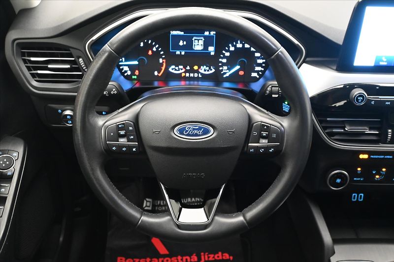 Ford Kuga 1,5 EcoBlue 88 kW AT8 Trend Zá - fotka 18 z 28