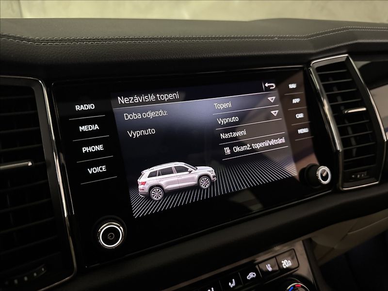 Škoda Kodiaq 2,0 TDi  DSG 4x4 L&K Virtual A - fotka 42 z 50