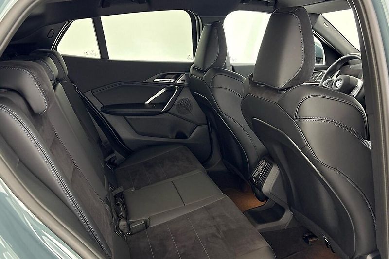 BMW X2 xDrive20d - fotka 12 z 24