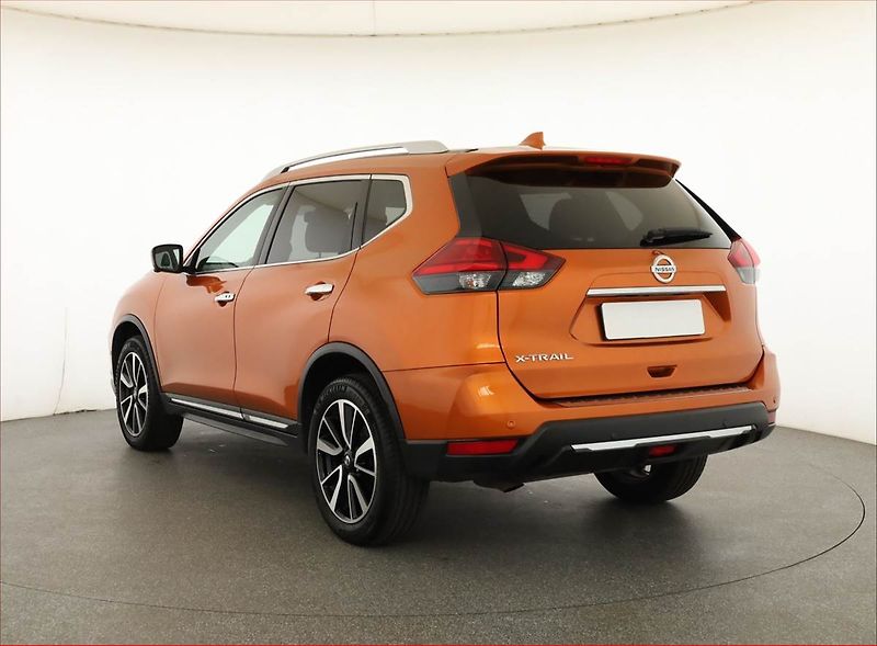 Nissan X-Trail (2017) 2.0 dCi, 4X4, Serv.kniha - fotka 4 z 21