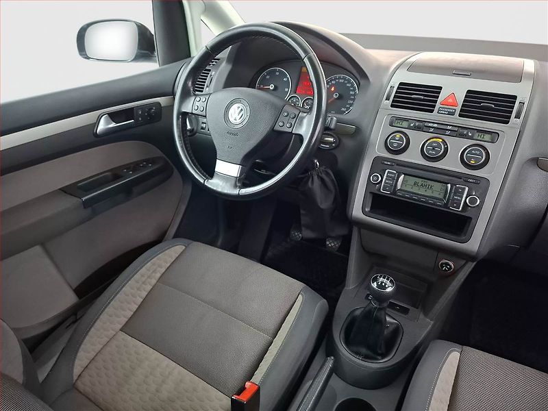 Volkswagen Touran (2008) Cross 2.0 TDI, Tempomat - fotka 7 z 15