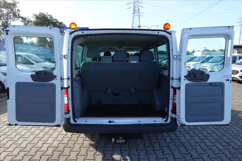 Ford Transit 2,2 TDCI  L1H1 9 MÍST BUS KLIM - fotka 11 z 29