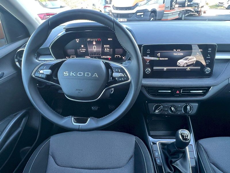 Škoda Fabia (2025) Selection 1.0MPi 59kW 5°manuál - fotka 22 z 28