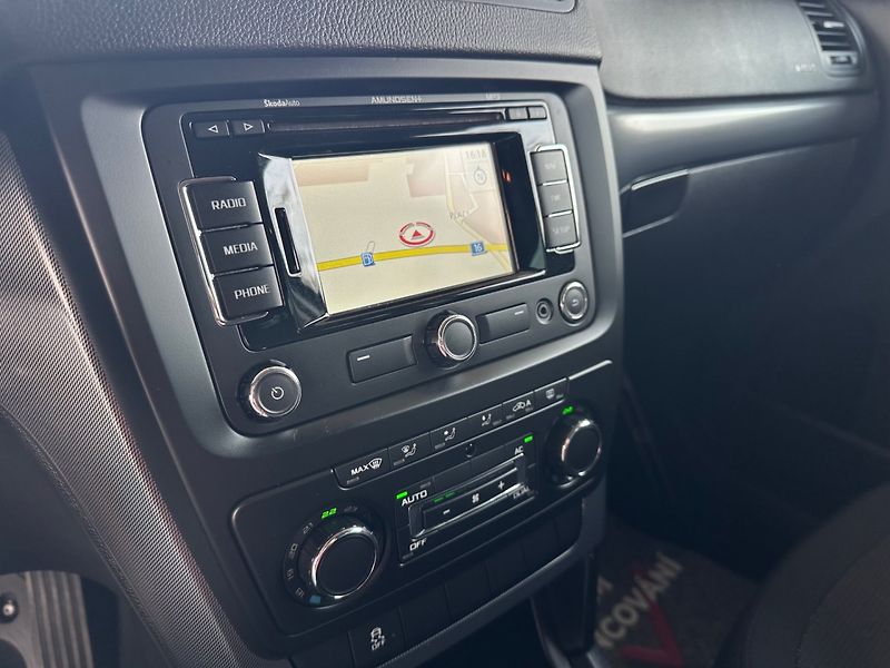 Škoda Yeti (2012) 1.2TSi NAVI, NOVÉ ROZVODY - fotka 10 z 12