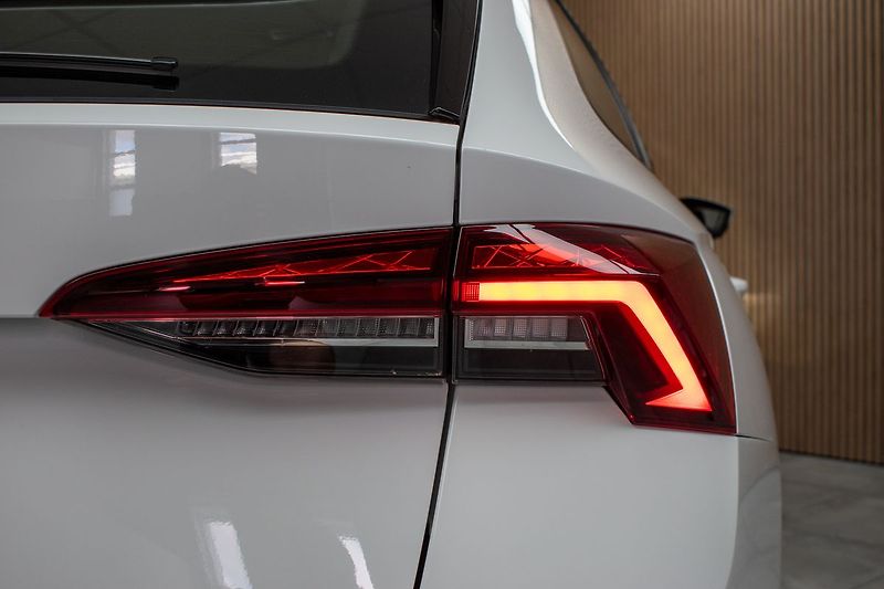 Škoda Octavia 2.0 TDI 110kW AMBITION+*ČR*1.M - fotka 30 z 36