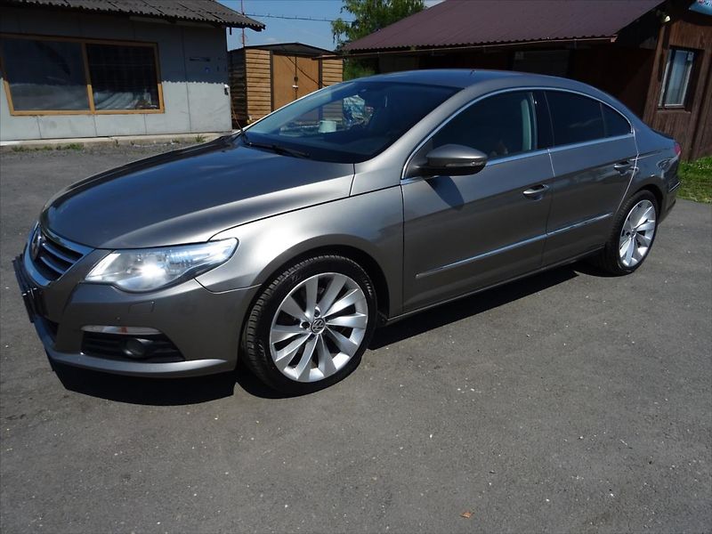 Volkswagen Passat CC 2,0 TDi 100 kW - fotka 5 z 26