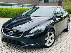 Volvo V40 2.0D3 5VÁLEC MANUÁL 1MAJITEL - fotografie inzerátu
