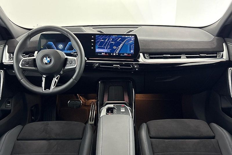 BMW X2 xDrive20d - fotka 15 z 24
