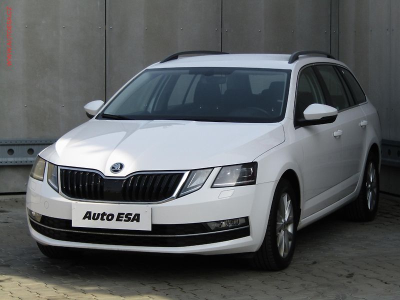 Škoda Octavia (2017) 1.4 TSI G-TEC, 2.maj,ČR - fotka 3 z 18