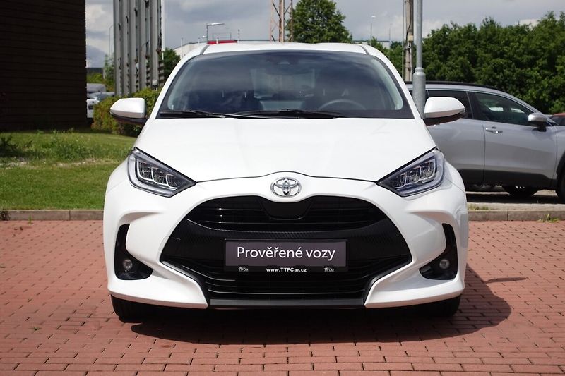 Toyota Yaris 1.5TNGA 125 - 1 CVT  Comfort T - fotka 2 z 28