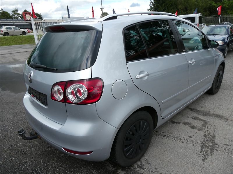Volkswagen Golf Plus 1,2 TSi 77kW,STYLE,po servise - fotka 9 z 39