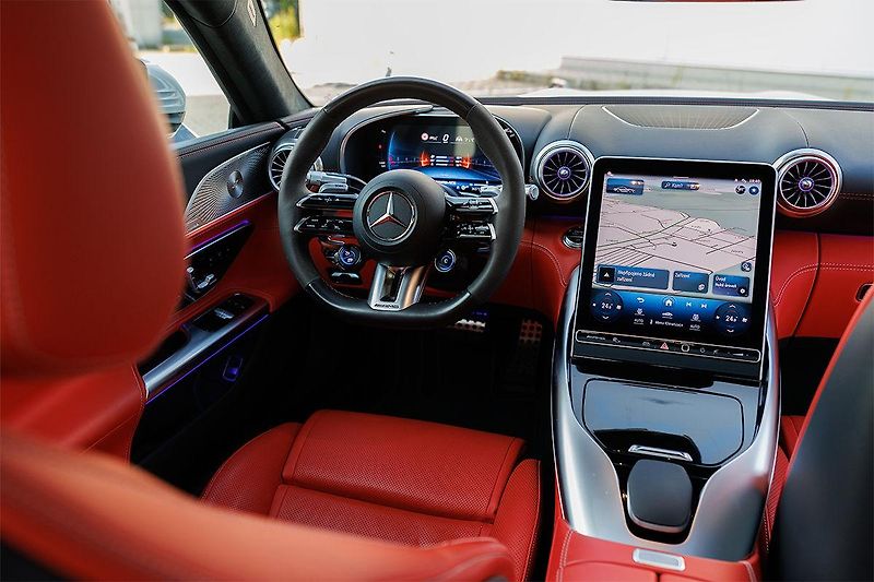 Mercedes-Benz AMG GT (2024) Coupe 63 V8 Biturbo 4Matic+  - fotka 34 z 45
