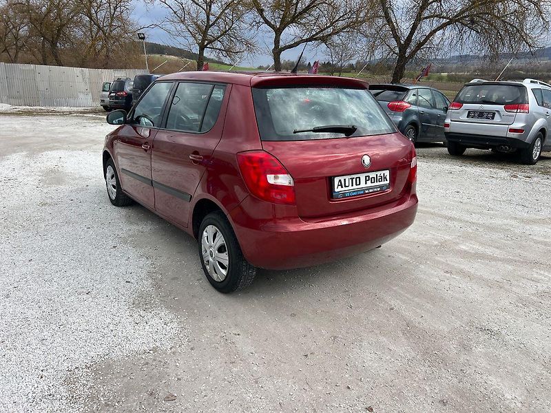 Škoda Fabia 1.4 16V - fotka 6 z 15