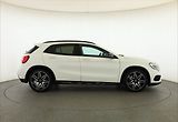 Mercedes-Benz GLA (2017) AMG line 220 d, Automat - náhled 6