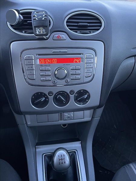 Ford Focus 1,6TDCi*80kW*+nové let. pneu*S - fotka 10 z 37