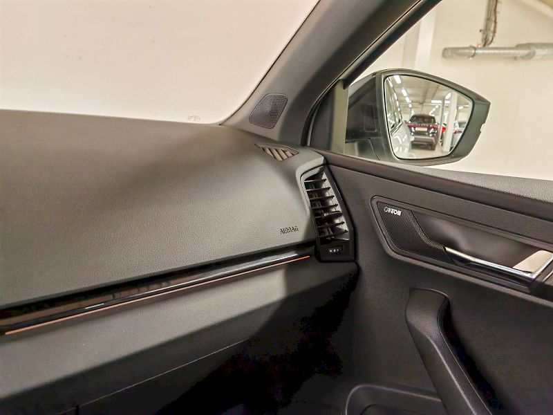 Škoda Karoq (2024) 2.0 TDI 110 kW DSG 4x4 Sportli - fotka 6 z 32