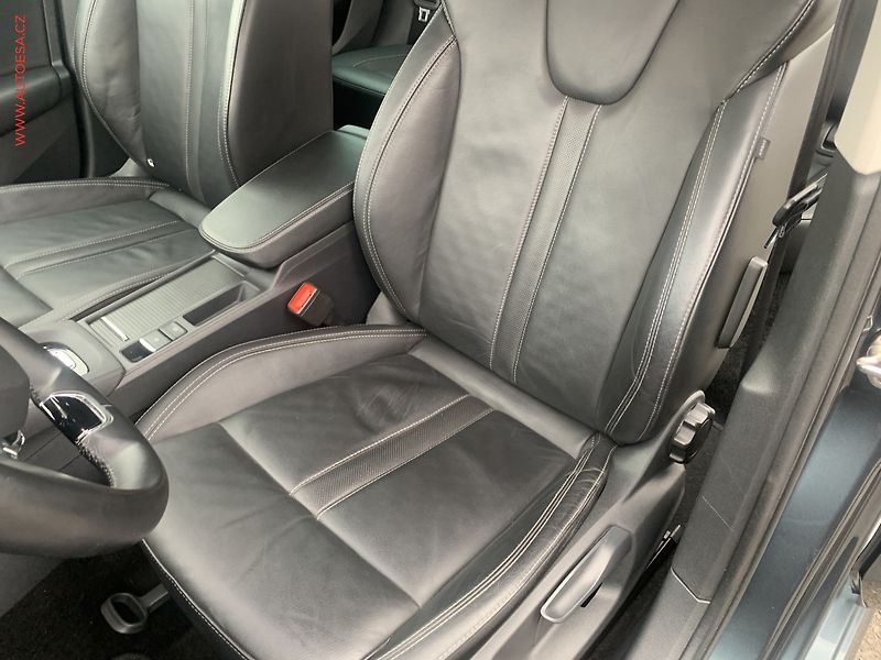 Škoda Octavia (2020) 2.0 TDi, Style, DSG, LED - fotka 9 z 19