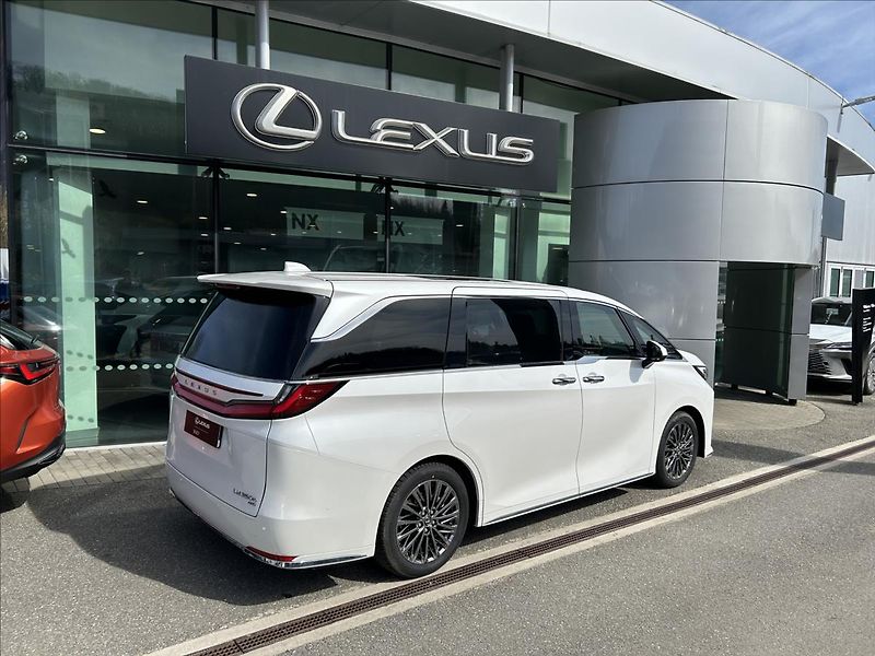Lexus LM 350h  2,5 350h 4×4 LUXURY - fotka 8 z 14