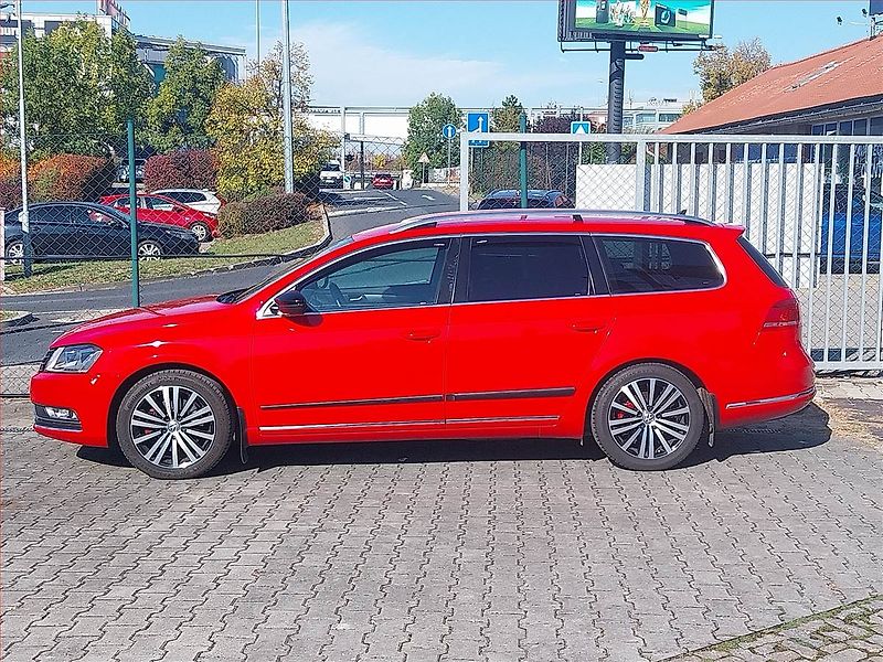 Volkswagen Passat (2015) 2.0 TDI, Navi, Xenony - fotka 3 z 17