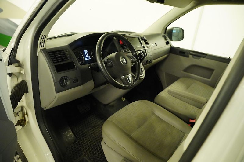 Volkswagen Transporter - fotka 6 z 6