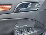 Škoda Superb 2.0-PRAV.SERVIS-TOP VÝBAVA - náhled 28