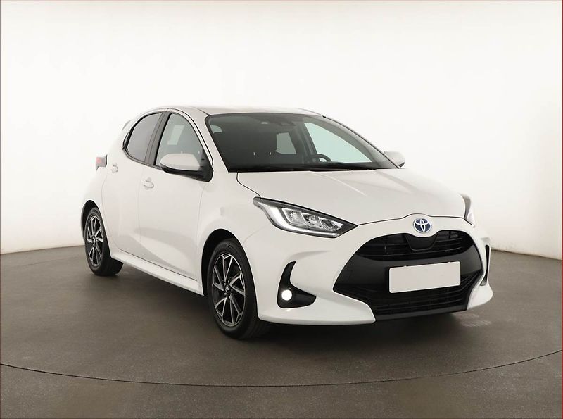Toyota Yaris (2023) 1.5 VVT-i Hybrid, Automat, ČR - fotografie inzerátu
