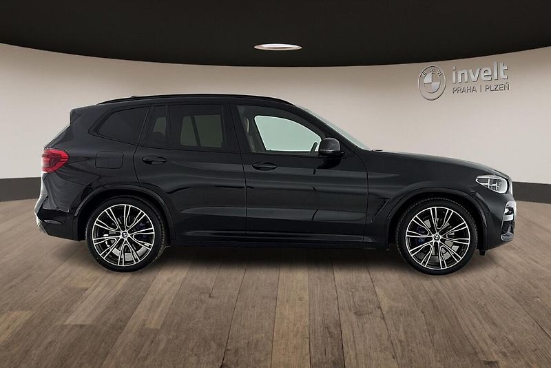 BMW X3 xDrive30d - fotka 2 z 24