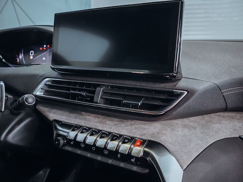Peugeot 5008 1.6 PureTech GT-line - fotka 18 z 29