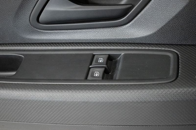 Dacia Sandero 1.0TCe ESSENTIAL*ZÁRUKA*DPH*ČR - fotka 14 z 42