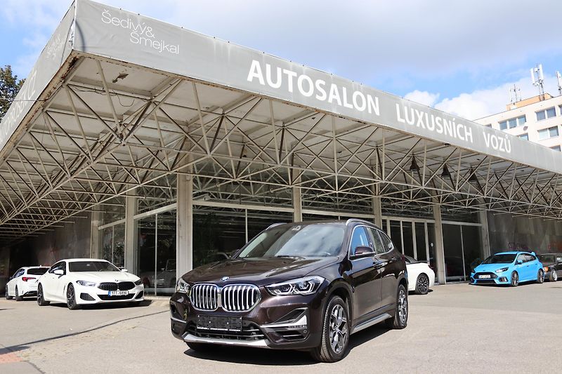 BMW X1 XDRIVE 25i F48 170kW - fotka 1 z 50