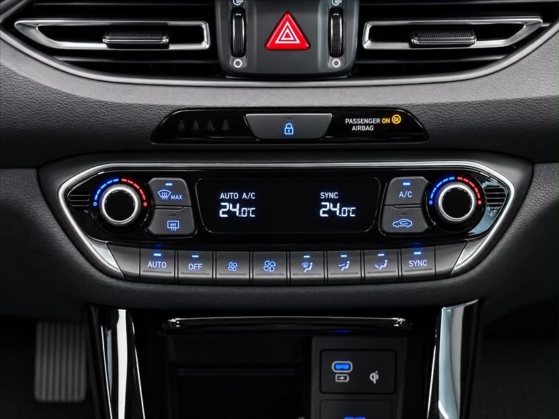 Hyundai i30 (2025) 1,0 STYLE - NOVÝ VŮZ - fotka 10 z 16