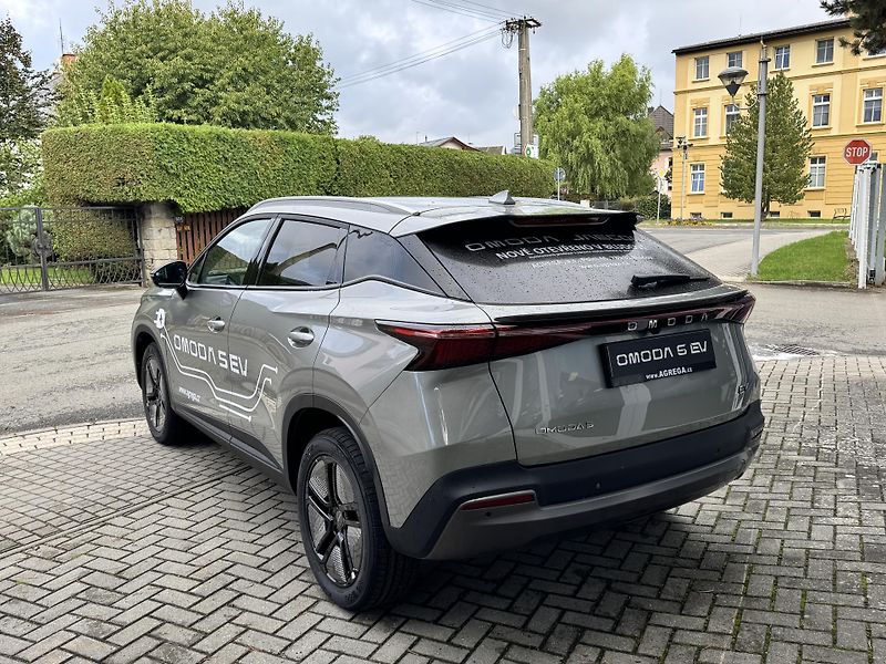 Omoda 5 EV (2026) Premium 155 kW/61,6 kWh bat. - fotka 3 z 6