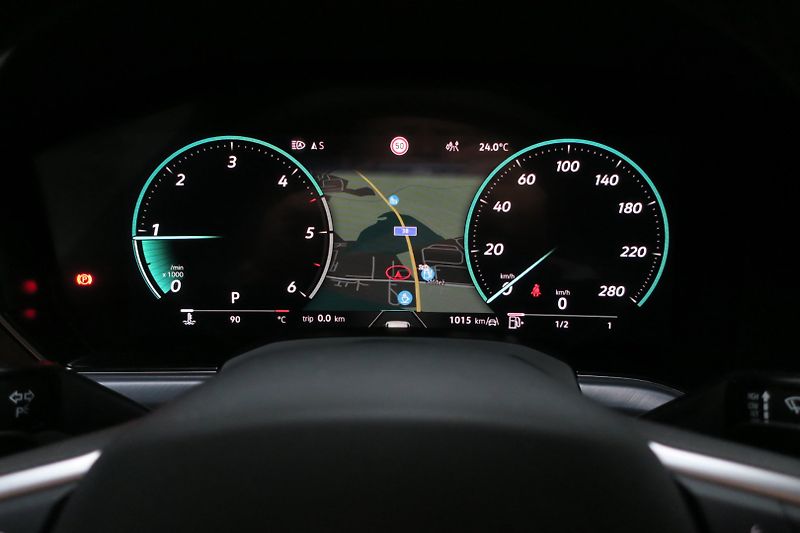 Volkswagen Touareg (2026) NEW Final Edition R Line 210kW - fotka 19 z 50